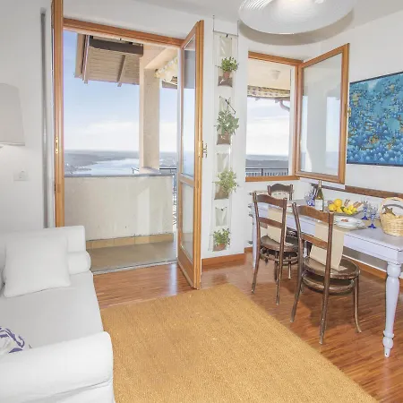 Lejlighed Carlotta's Lake View *